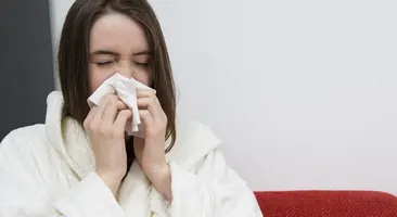 Cảm lạnh đổ mồ hôi: Hiểu rõ hơn về tình trạng này
