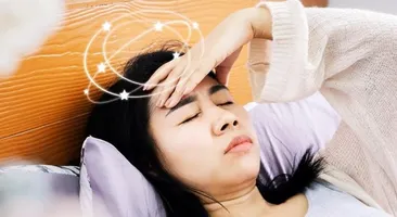 Choáng váng khi ngồi dậy: Nguyên nhân và cách khắc phục