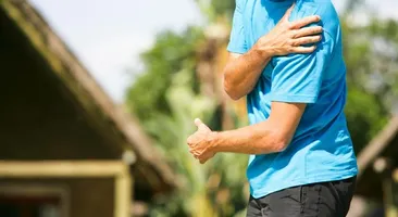 Đau nhức xương cánh tay trái: Nguyên nhân và biện pháp điều trị