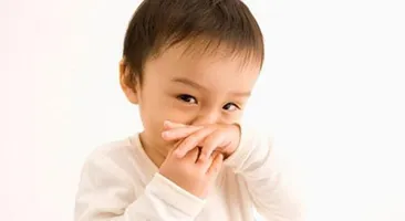 Phải làm gì khi trẻ bị nghẹt mũi nhưng không có nước mũi?