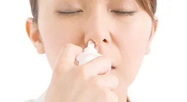 Giải đáp 11 thắc mắc khi dùng dung dịch xịt mũi xoang thảo dược