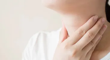 Ngứa họng ho là biểu hiện của bệnh gì? Xử lý thế nào?
