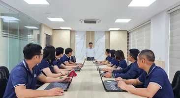 Nhất Nhất luôn chú trọng công tác đào tạo và phát triển đội ngũ