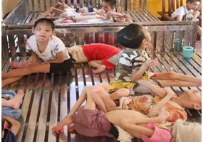 Công ty TNHH Nhất Nhất thăm và tặng quà cho Trung tâm nuôi dưỡng người già và trẻ tàn tật Thụy An – Ba Vì – Hà Nội.