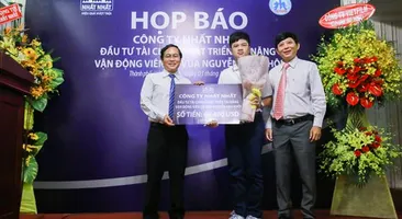 NHẤT NHẤT ĐẦU TƯ TIỀN TỶ PHÁT TRIỂN TÀI NĂNG