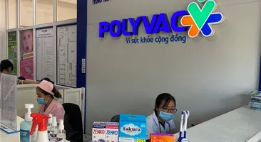 Nhất Nhất trao hơn 120 suất quà tại Trung tâm tiêm chủng POLYVAC và DR ECO