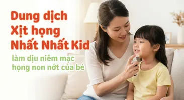 Dung dịch Xịt họng Nhất Nhất Kid: làm dịu niêm mạc họng non nớt của bé