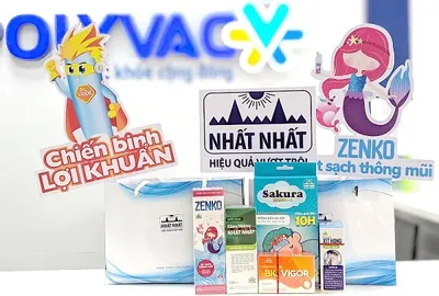 Nhất Nhất trao gần 400 suất quà tại Trung tâm tiêm chủng Polyvac