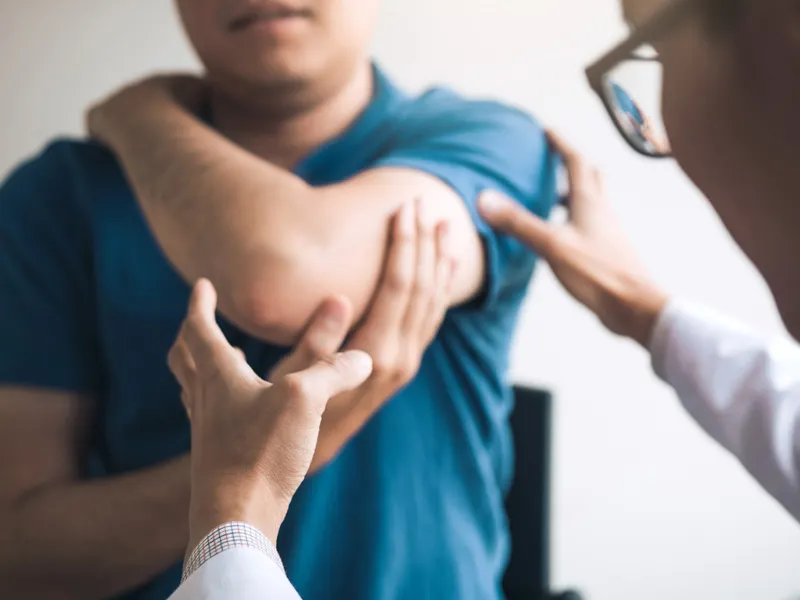 đau nhức khớp khuỷu tay