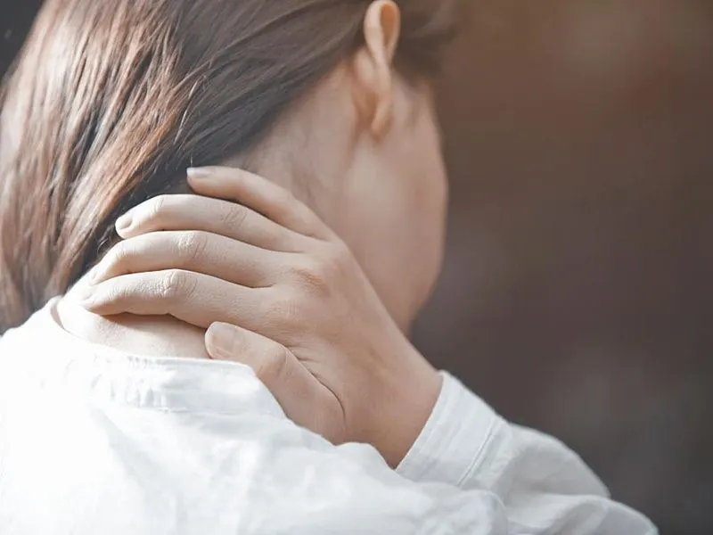 Đau nửa đầu sau gáy