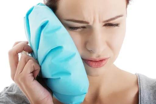 sưng lợi mọc răng khôn